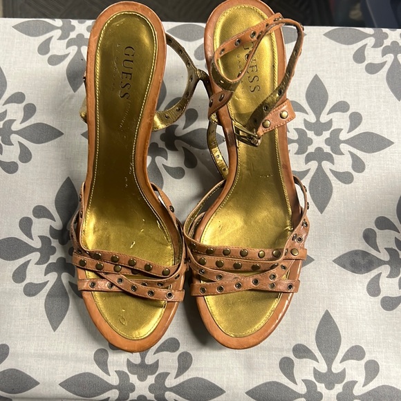 GUESS Tan brown straps heels - Picture 1 of 4